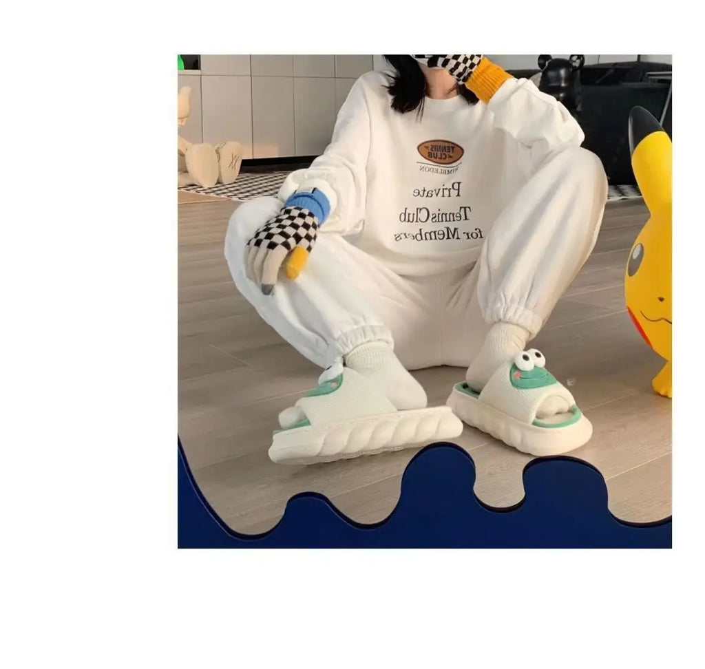 Women's Slippers Comfortable Soft Thick Sole Four Seasons Indoor Cartoon Frog Linen Slippers Anti Slip Couples's Home Slippers