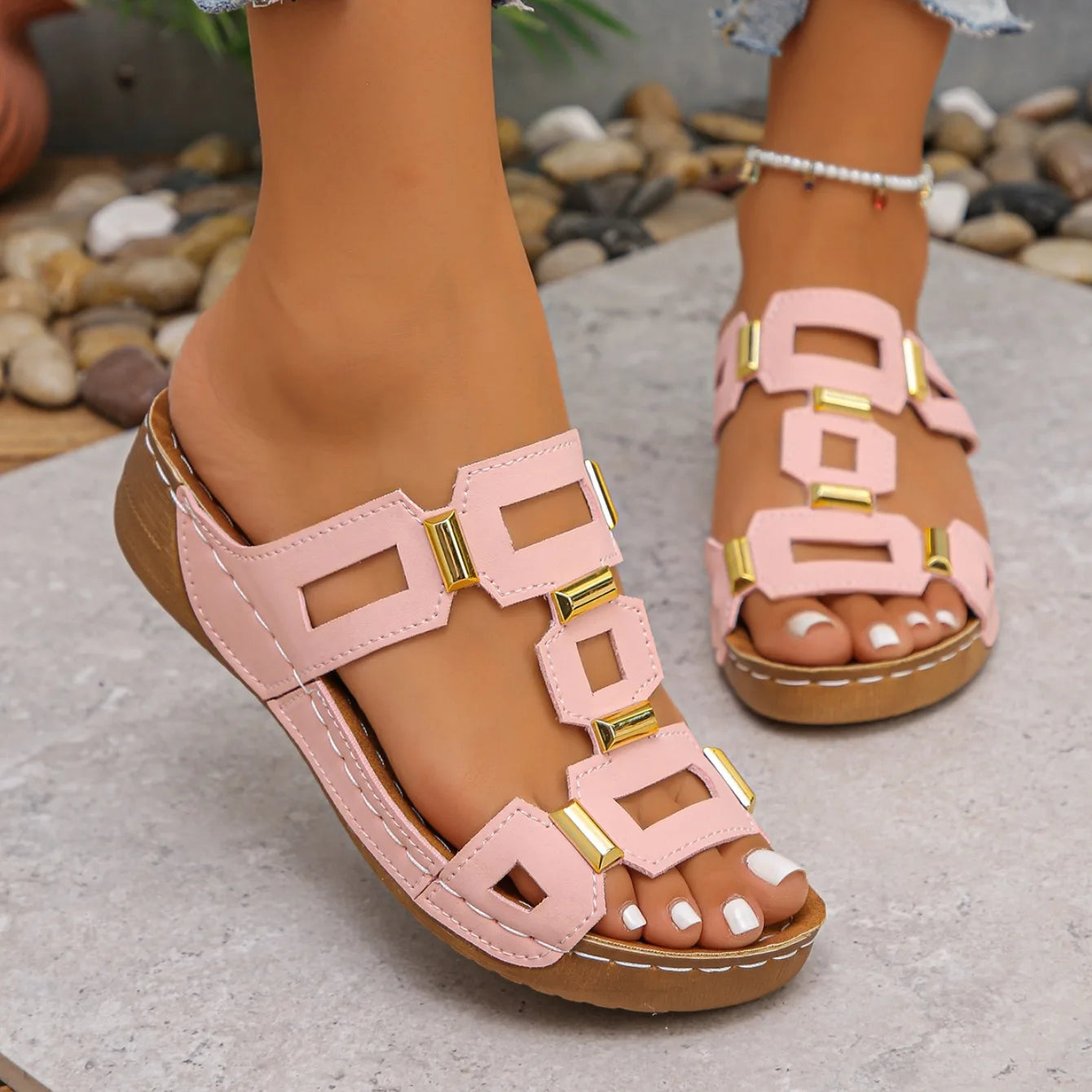 Women Slippers Fashion Thick-soled Large-size Shoes for Women New Summer Wedge Sandals Open-toe Casual Slippers Slides Women