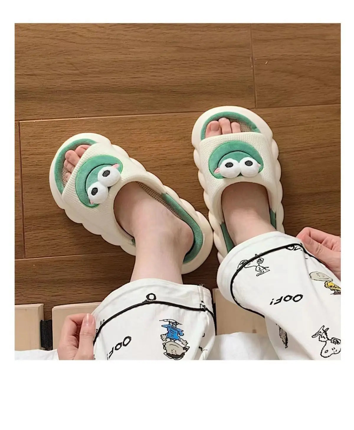 Women's Slippers Comfortable Soft Thick Sole Four Seasons Indoor Cartoon Frog Linen Slippers Anti Slip Couples's Home Slippers